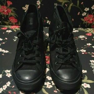 Converse Chuck Taylor All Stars Syde Street Mid